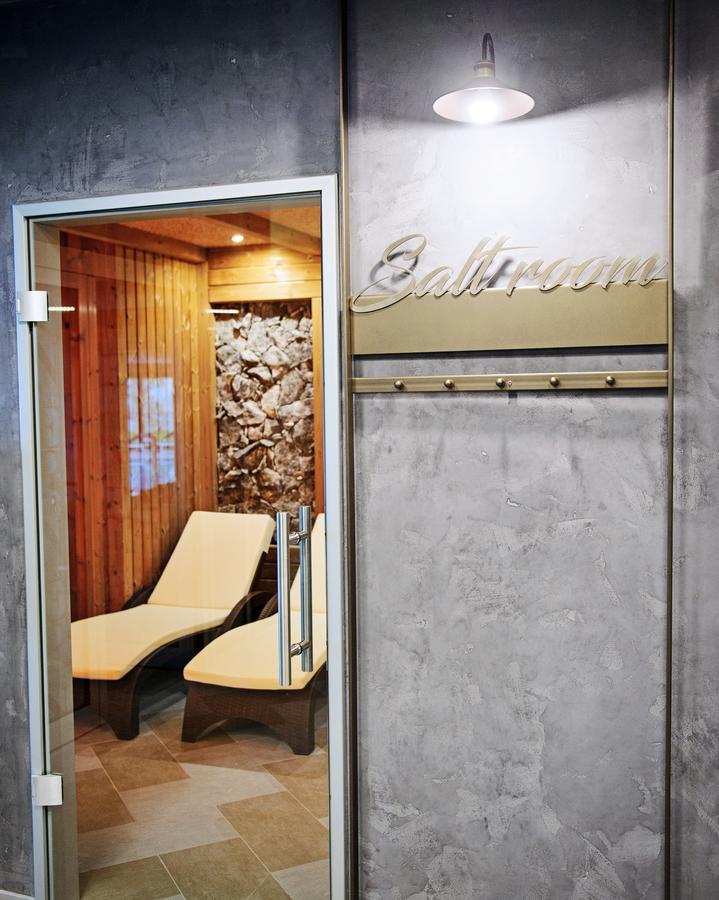 Hotel Hot Springs Medical And Spa Banya  Zewnętrze zdjęcie